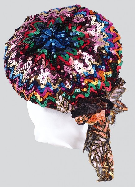 Рукотворное сценическое платье к Бенефису в комплекте со шляпкой «осенних» цветов.