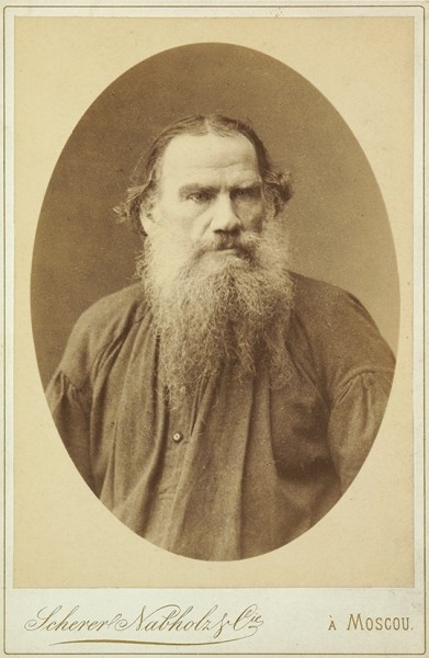 Кабинетная фотография Льва Николаевича Толстого. М., 1891.