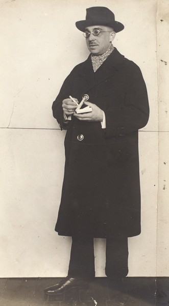 Фотография Осипа Брика работы Александра Родченко (?). 1928.