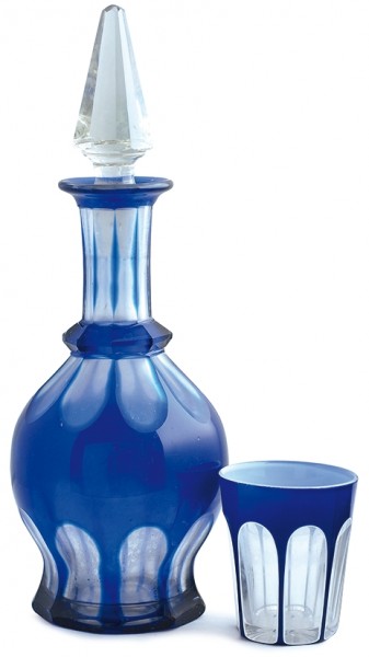 Графин и стакан. Россия. 1850-е. Стекло с синим нацветом. Высота графина 32 см, стакана 8,5 см.
